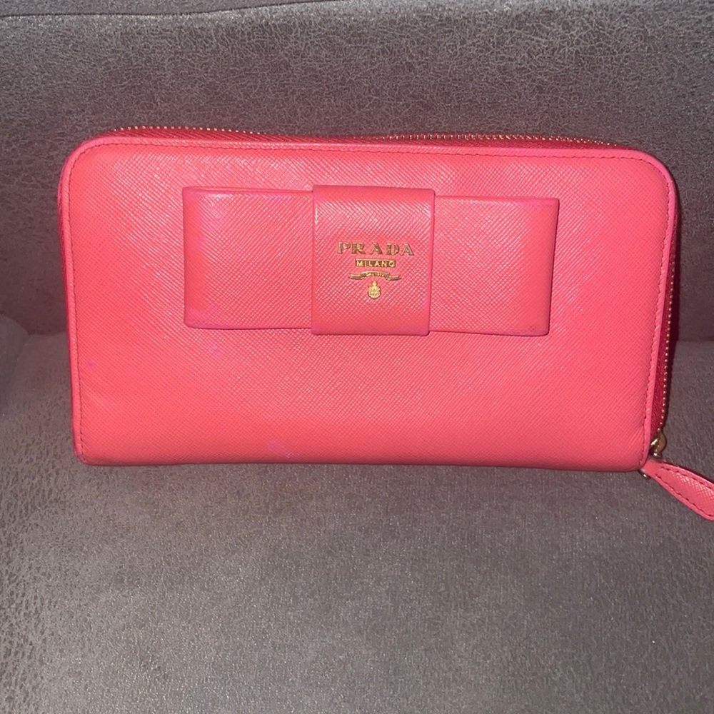 HOT PINK PRADA ZIPPY WALLET - Picture 3 of 17
